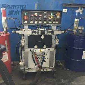 Spruzzatrice per materiali in poliurea